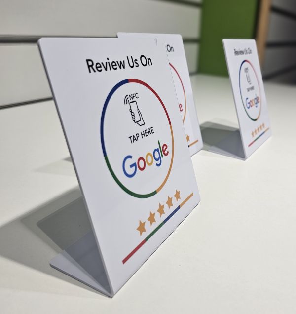 Tarjeta de mesa NFC para Reseñas de Google