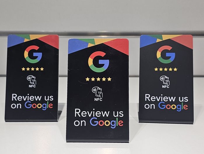 Tarjeta de mesa NFC para Reseñas de Google (negra)