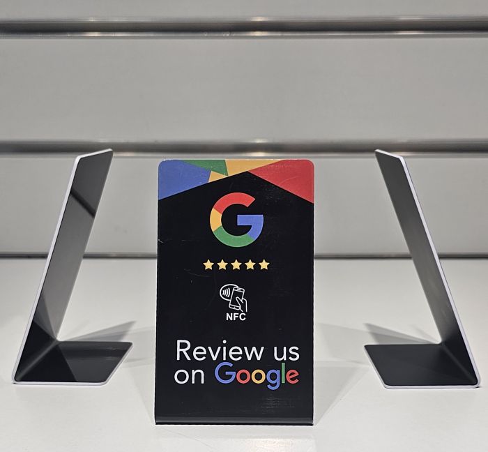 Tarjeta de mesa NFC para Reseñas de Google (negra)